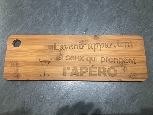 Planche apéro en bambou "L'apéro c'est la vie" 